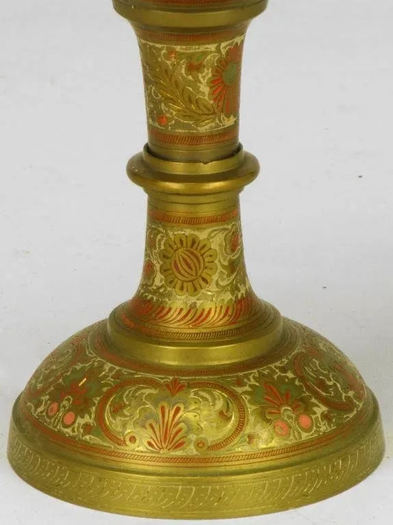 Incised Brass & Hand Painted Peacock Vase Form Table Lamp - 8