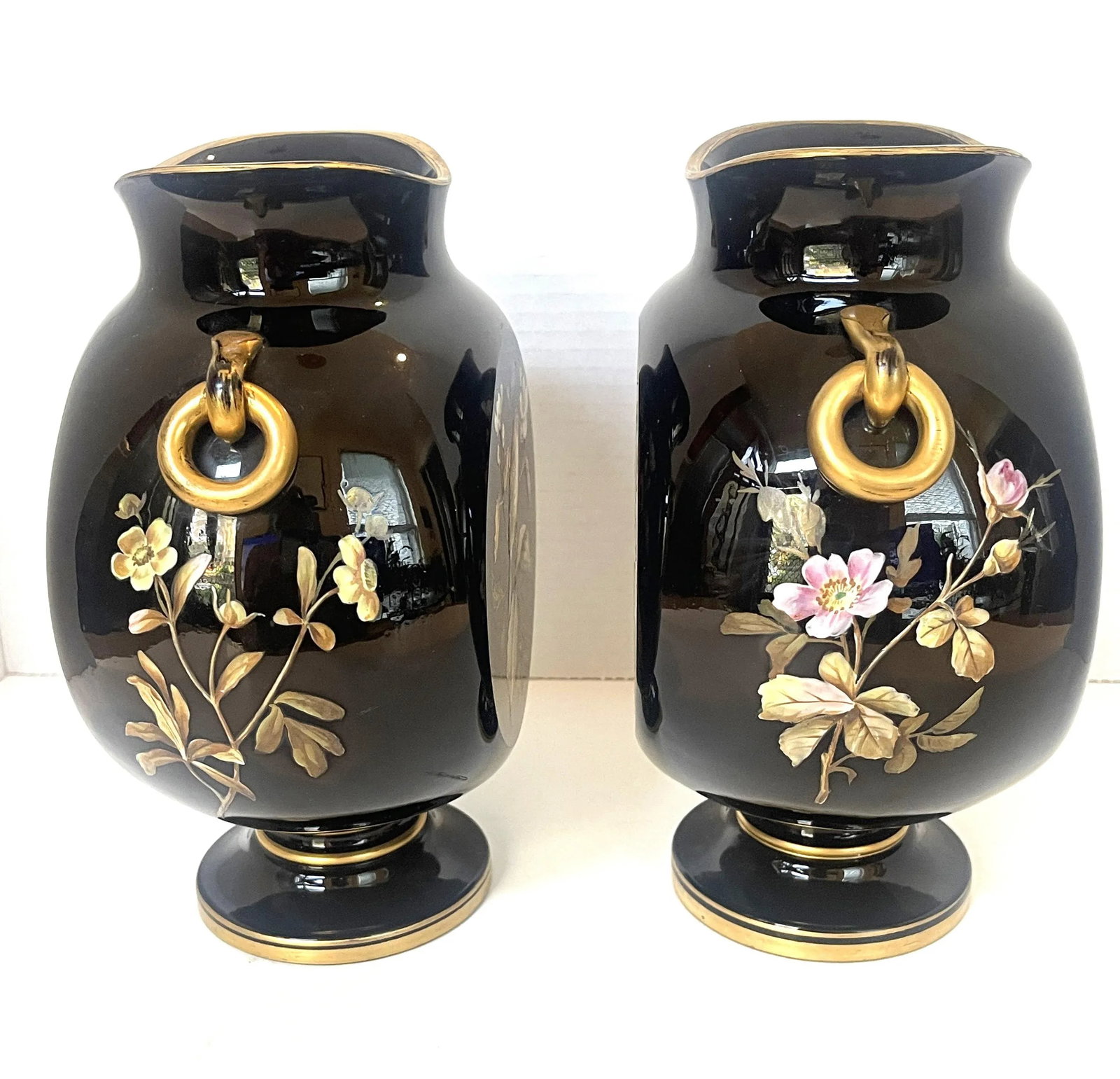 Pair of Late 19th Century Victorian Ebony Bristol Glass Vases - 9