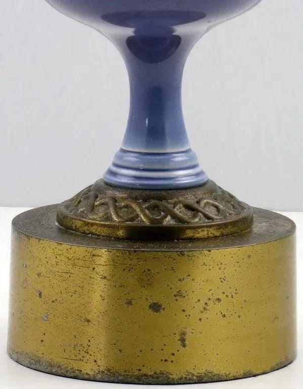 Single Ceramic Table Lamp in Amethyst and Brass - 3