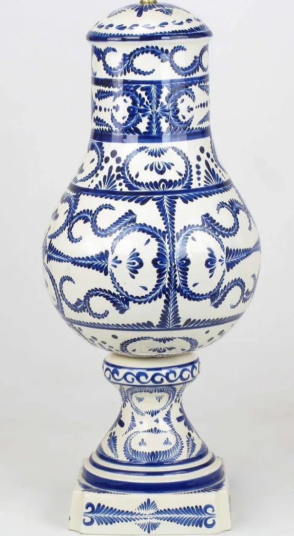 Monumental Pottery Lamp by Mexican Artist Noe Suro - 4