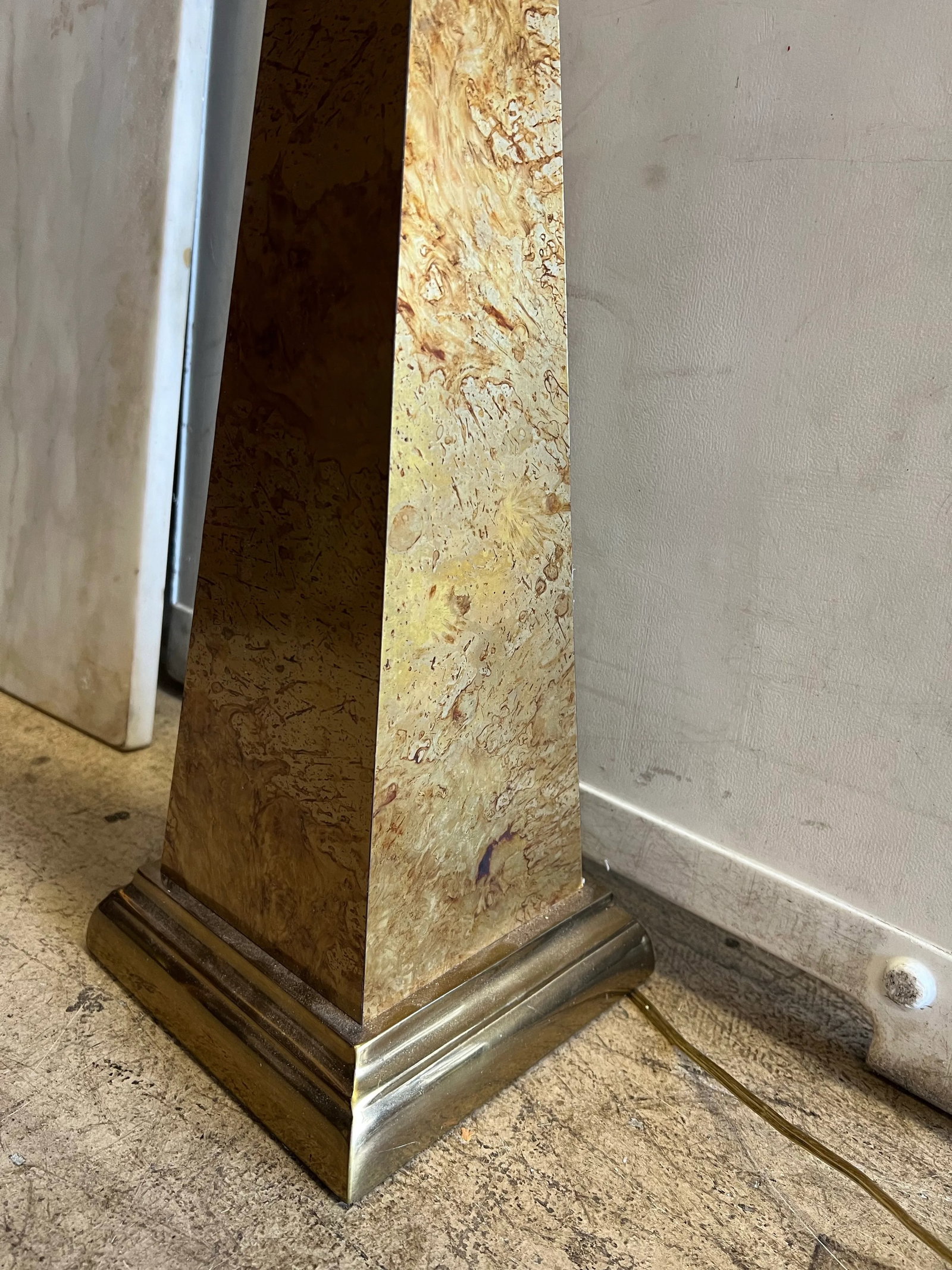 Mid Century Smokey Mirrored Table Lamp - 9