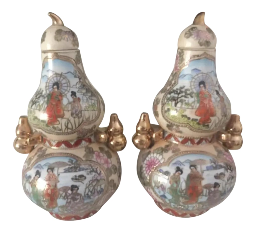 Reproduction Japanese Garden Scene Hand Painted Double Gourds - a Pair (1 of 11)