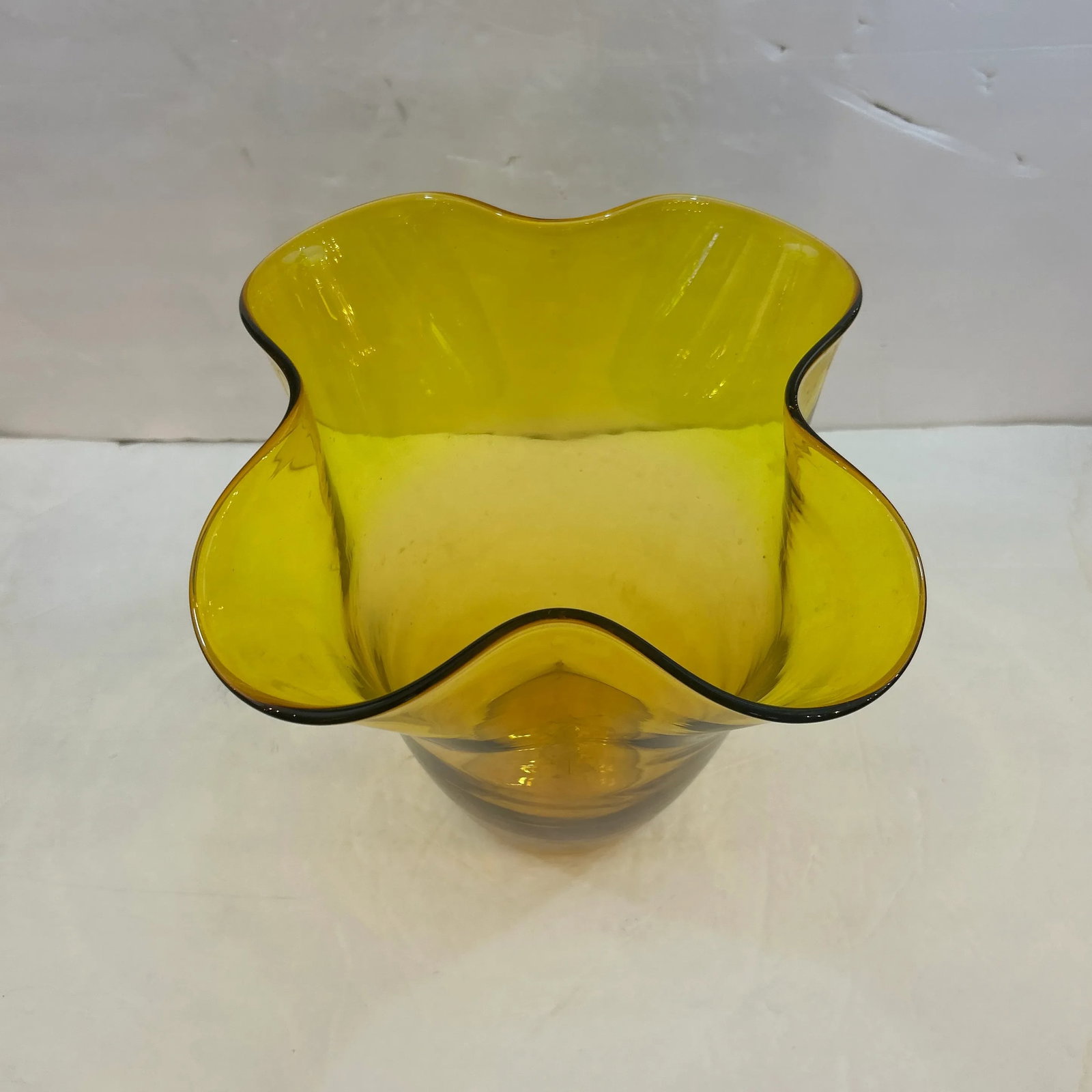 Vintage Blenko Handblown Scalloped Vase With Bubble Inclusions Signed - 9