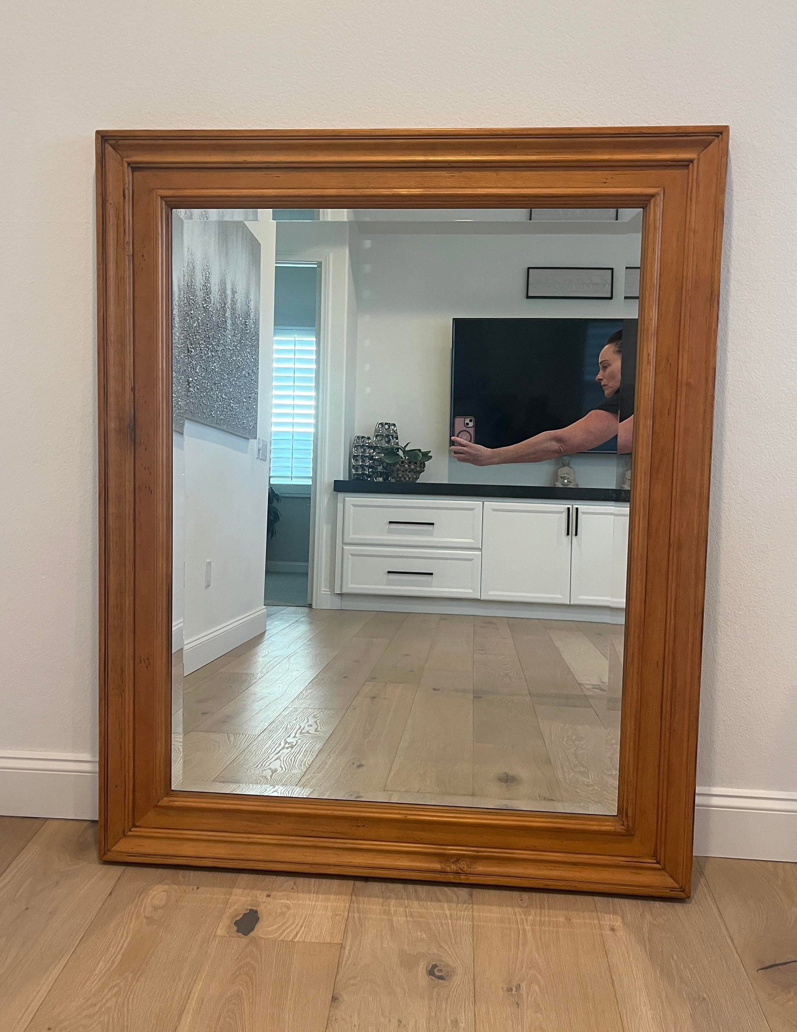 1990s American Themes by Drexel Solid Maple Wood Framed Beveled Wall Mirror 606-220-2 - 2