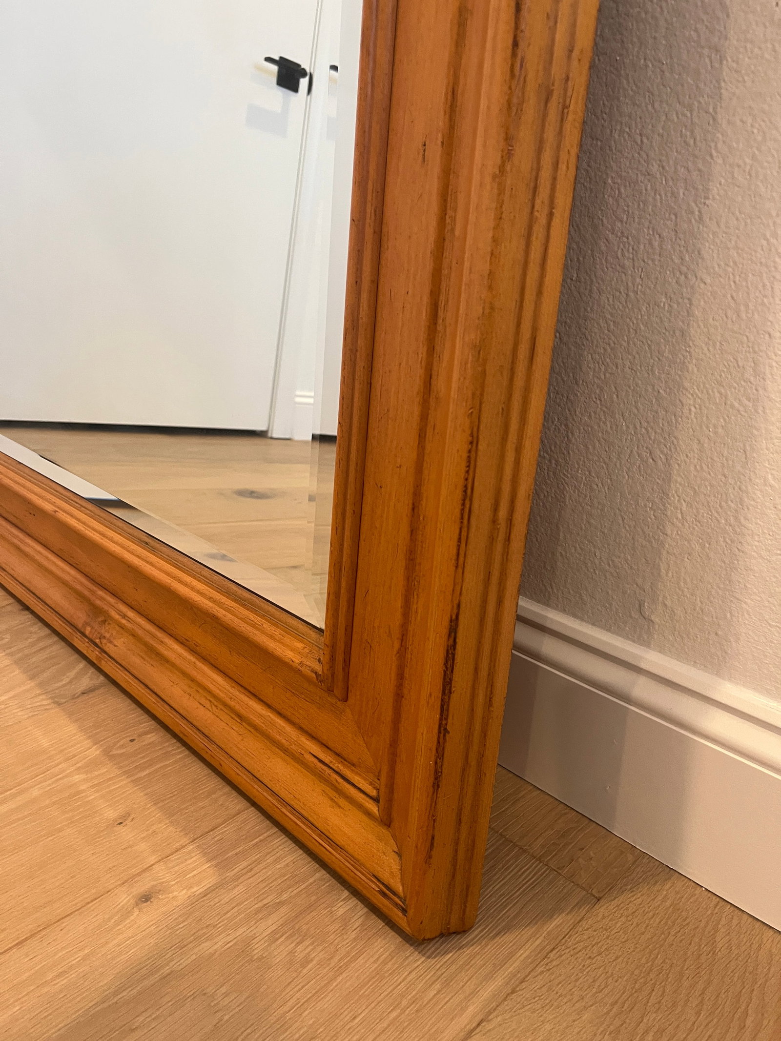 1990s American Themes by Drexel Solid Maple Wood Framed Beveled Wall Mirror 606-220-2 - 9