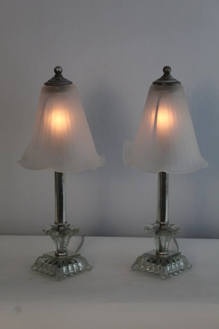 Pair of 1930s Petite Art Deco Crystal Lamps. - 10