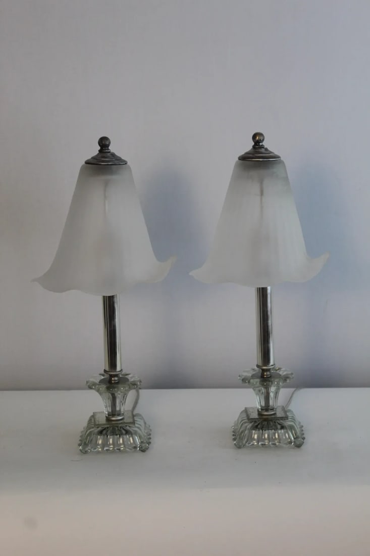 Pair of 1930s Petite Art Deco Crystal Lamps. - 4