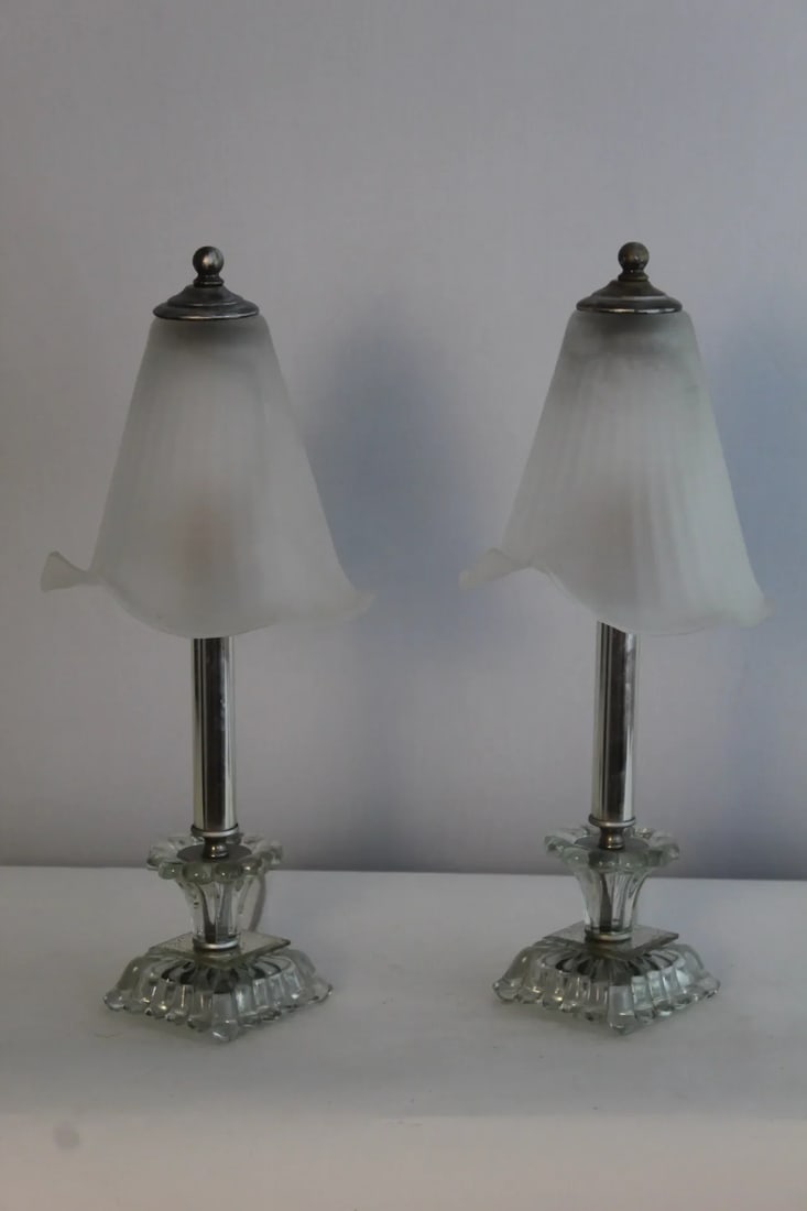 Pair of 1930s Petite Art Deco Crystal Lamps. - 7