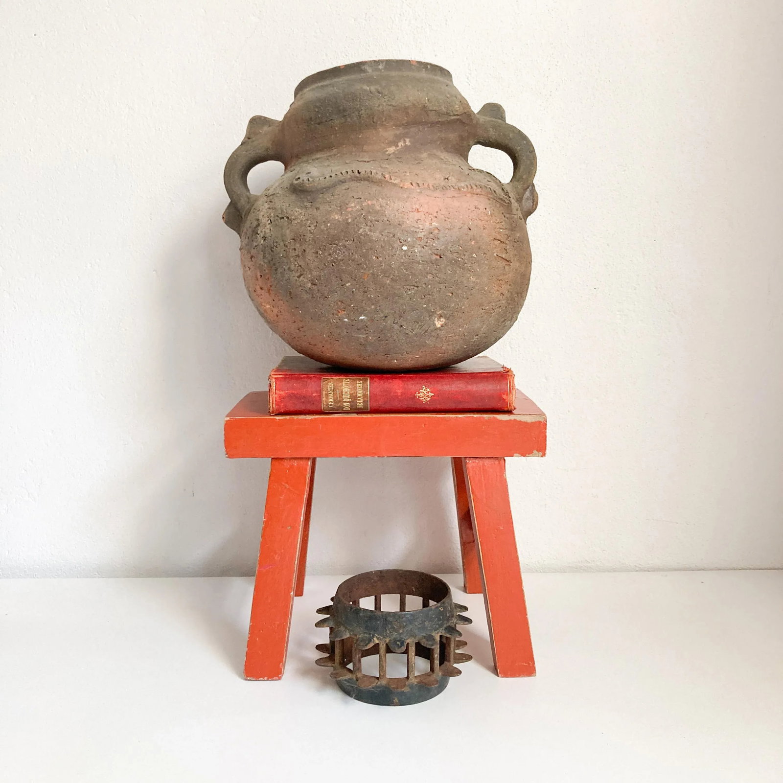1920s Snake Motif Terra Cotta Vessel With Two Handles, South American Terra Cotta Pot With Snake Emb - 2