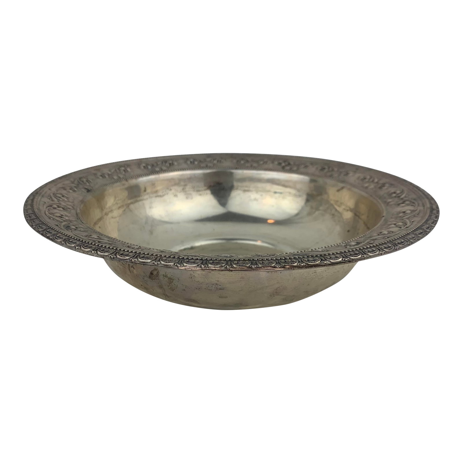 Vintage Louis XIV Serving Bowl: Louis XIV serving bowl Condition: Alterations: Original Condition Unaltered Imperfections: Some Imperfections Condition Notes: Very good Origin: United States Creator: Brand: Towle Silversm