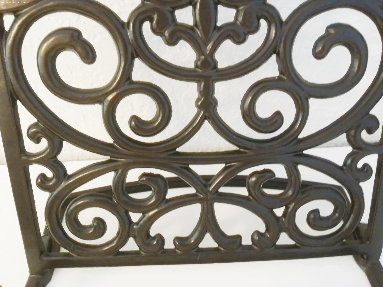 Black Iron Scroll Cookbook Holder/Easel - 2