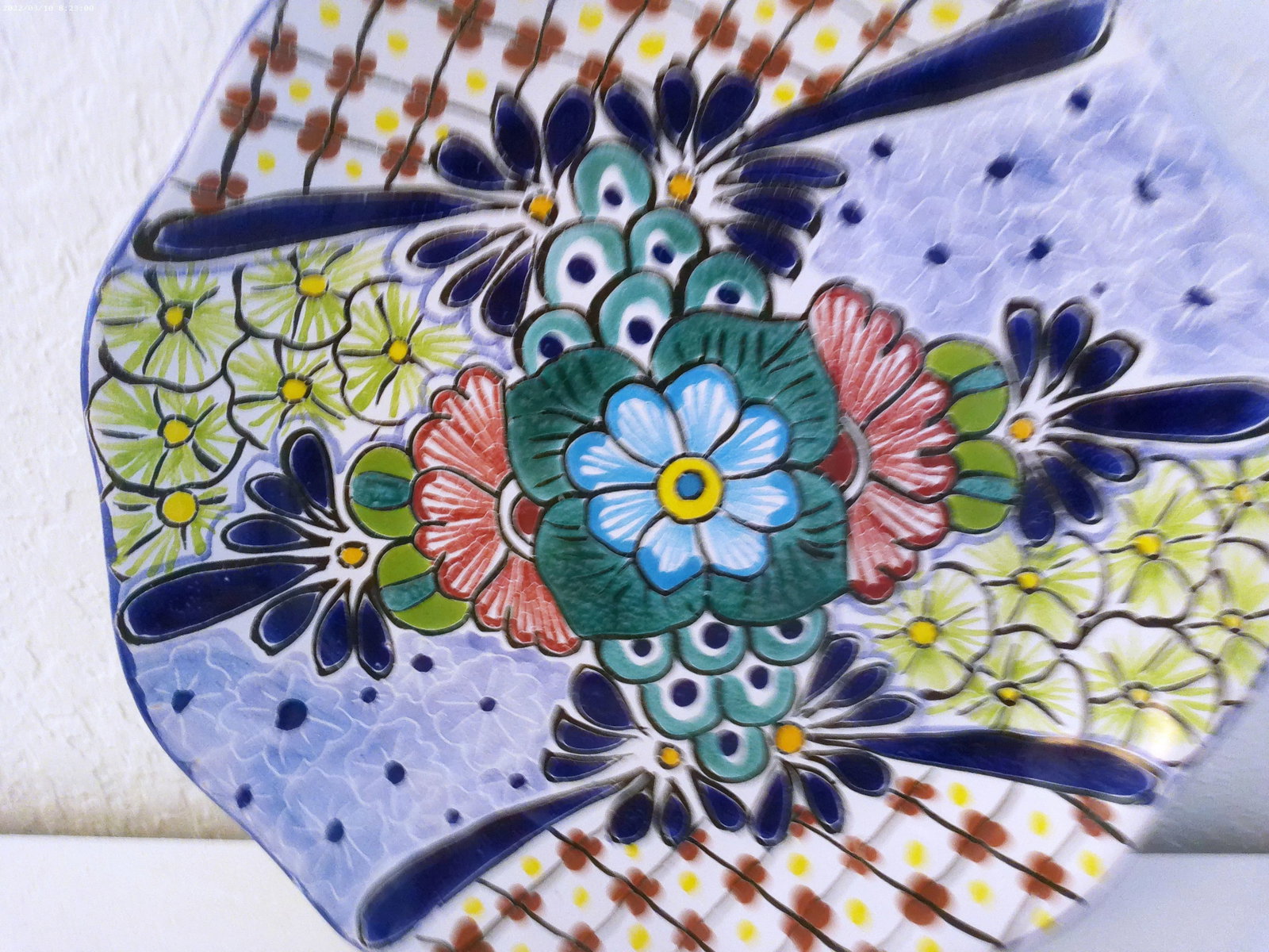Vintage Mexican Talavera Pottery Hand-Painted Hanging Charger - 3