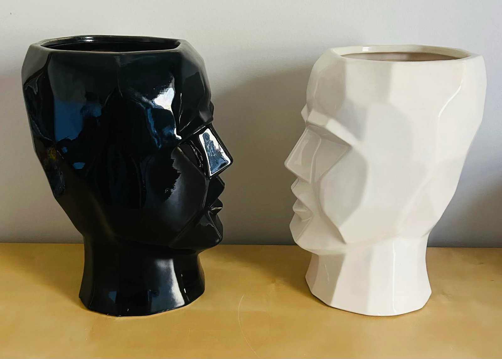 Mid Century Modern Pair of Figural Abstract Human Head Planters Black & White - 3