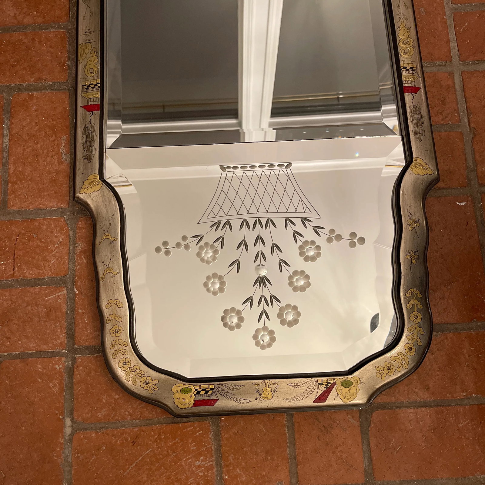 Queen Anne Chinoiserie Mirror With Etched Floral Panel - 2