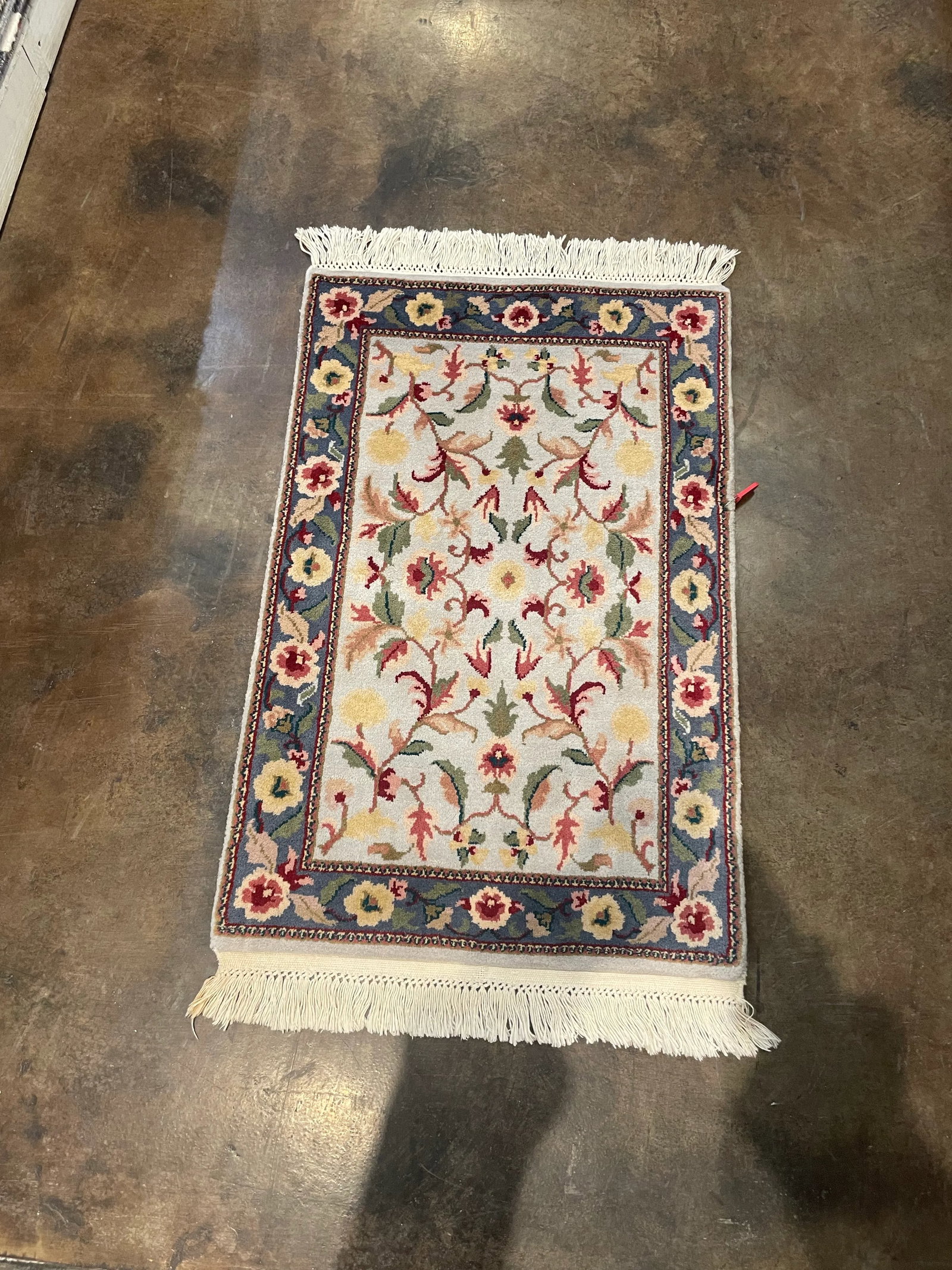 1990s Handwoven Persian Sarough Area Rug 2'0" X 2'8" - 2