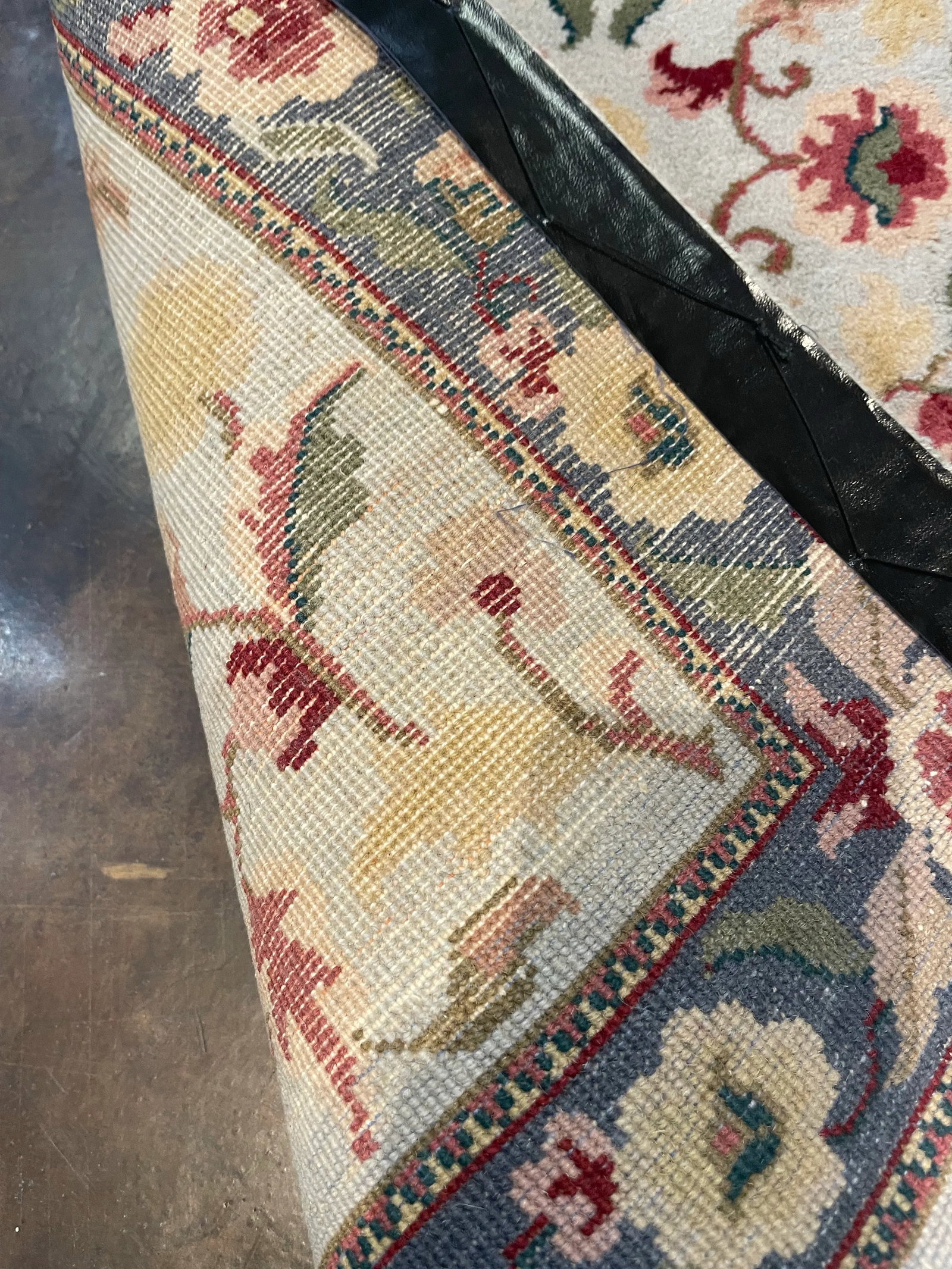 1990s Handwoven Persian Sarough Area Rug 2'0" X 2'8" - 4