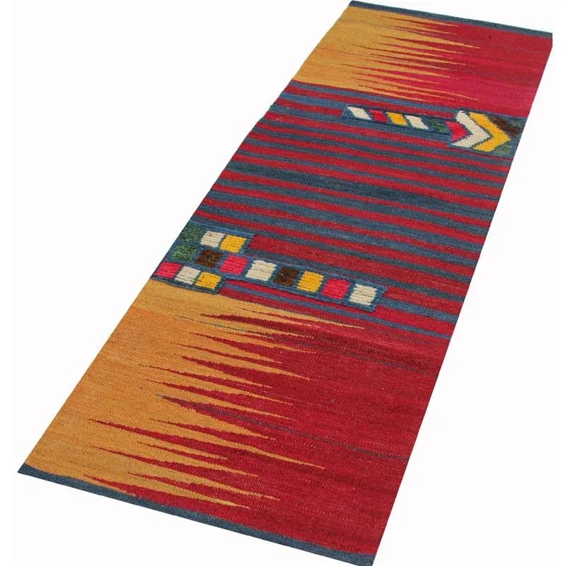 Handwoven Scandinavian Style Persian Kilim Area Rug - 2'1" * 6'5'' - 7