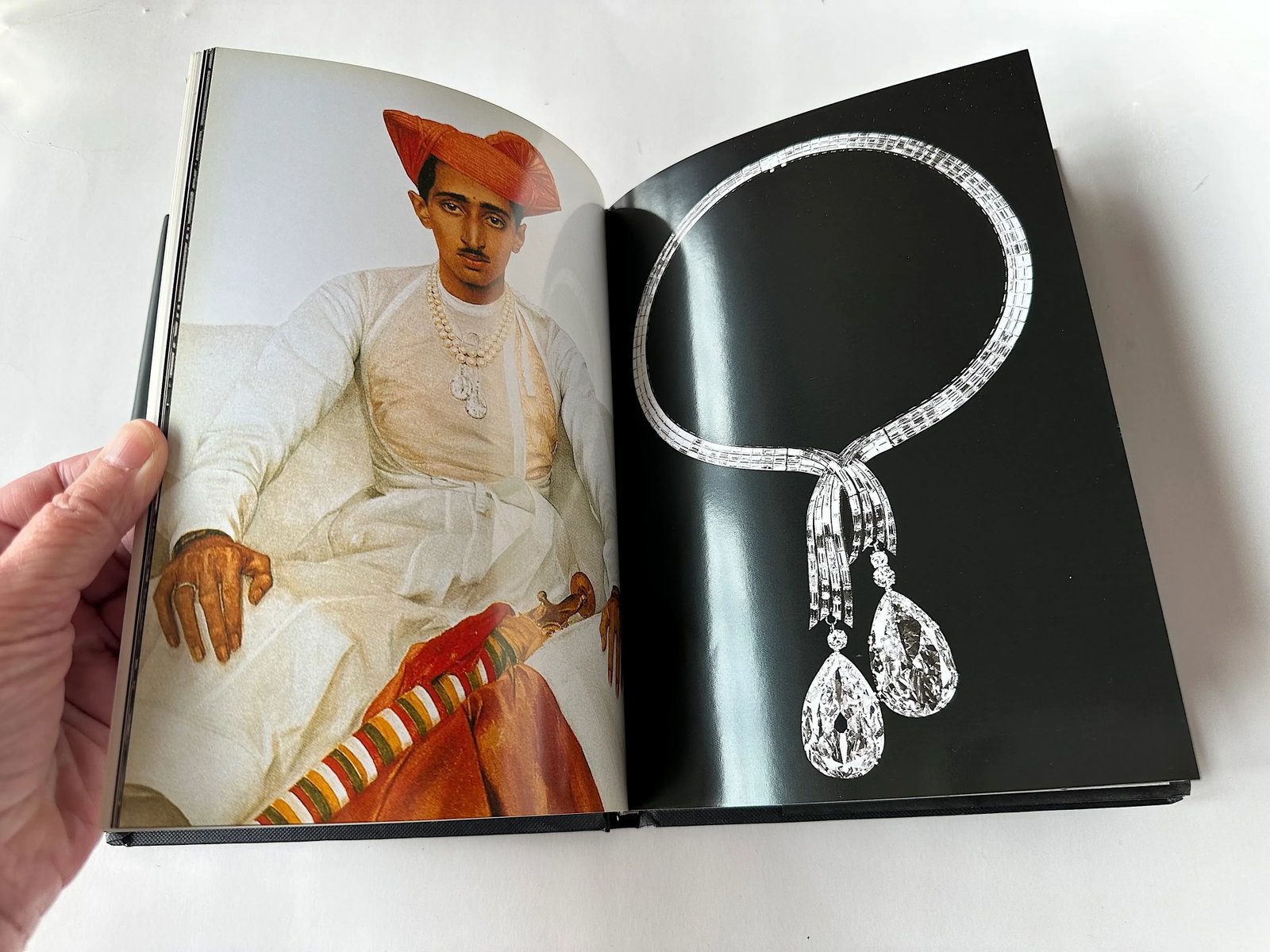Harry Winston Jewelry Design Book - 10