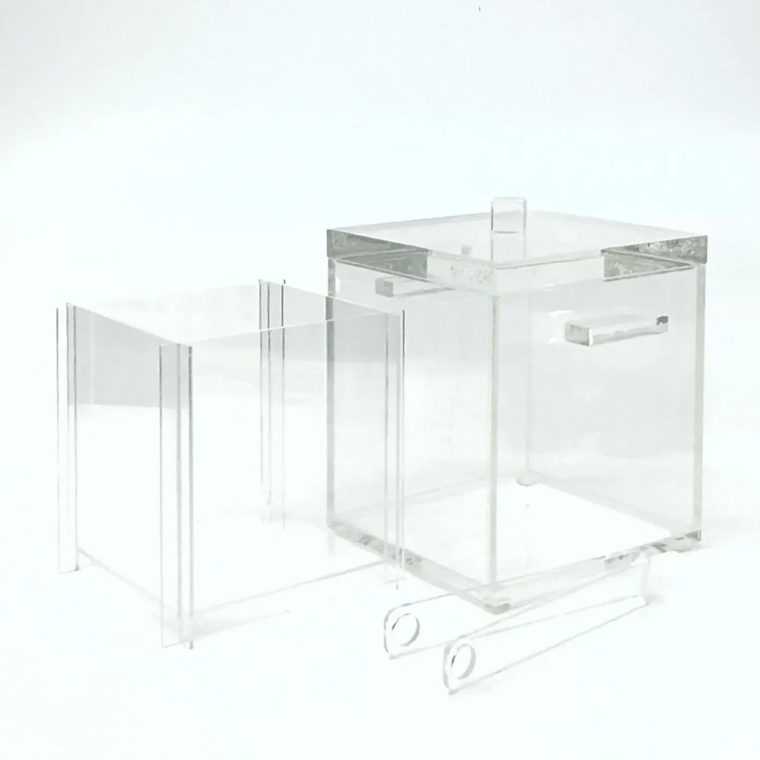 Heavy Cube-Shaped Lucite Ice Bucket With Lid, Liner and Tongs - 6