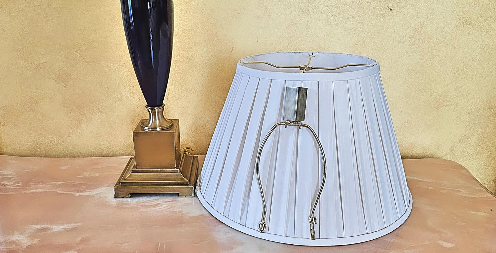 Transitional Style Brass & Deep Purple Ceramic Table Lamp - 11
