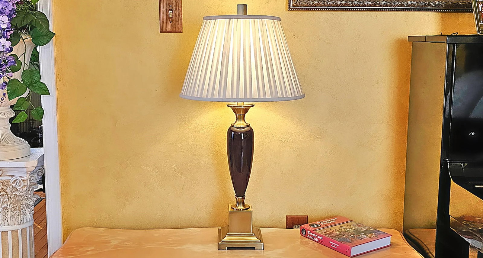 Transitional Style Brass & Deep Purple Ceramic Table Lamp - 3