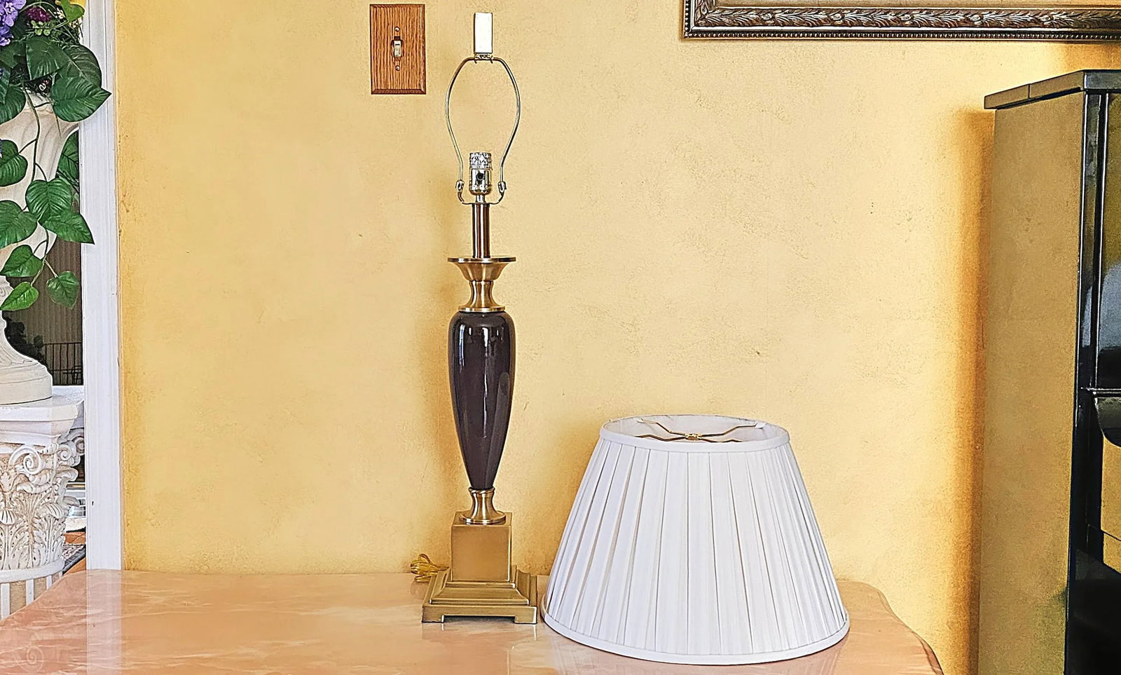 Transitional Style Brass & Deep Purple Ceramic Table Lamp - 5