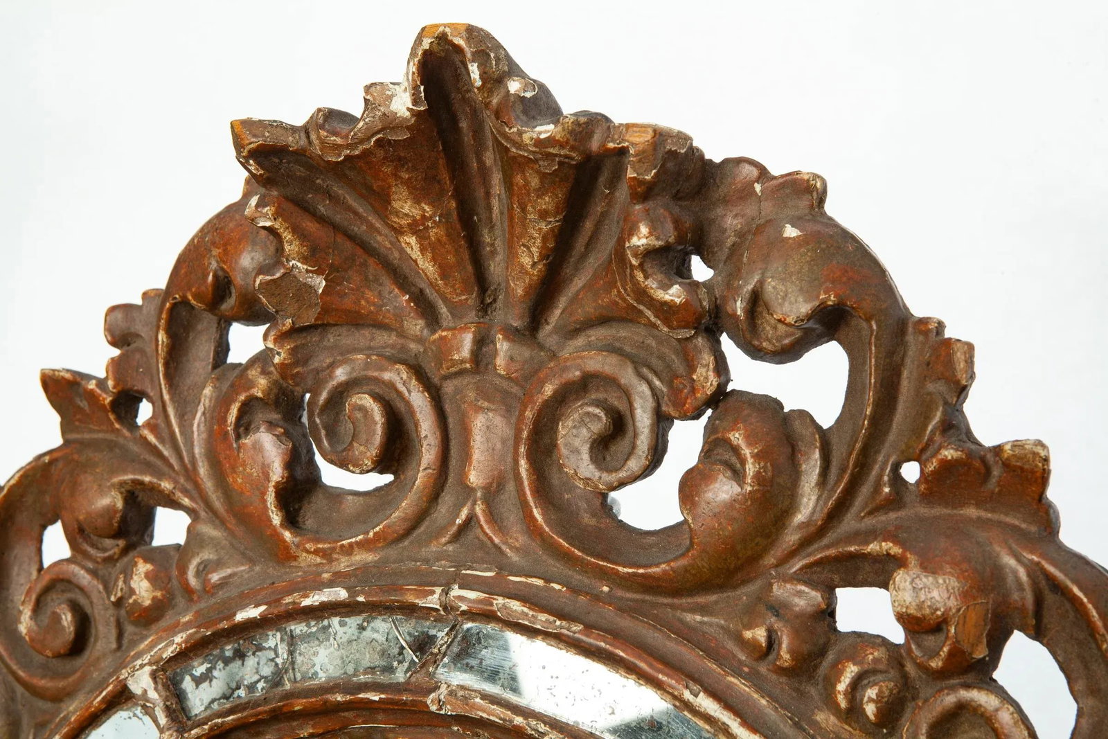 Pair of Early 1900s Italian Giltwood Antique Mirrors - 2
