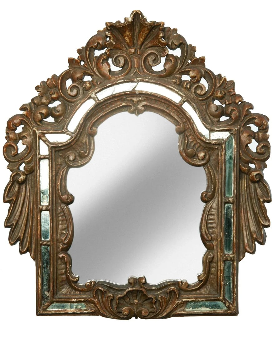 Pair of Early 1900s Italian Giltwood Antique Mirrors - 7
