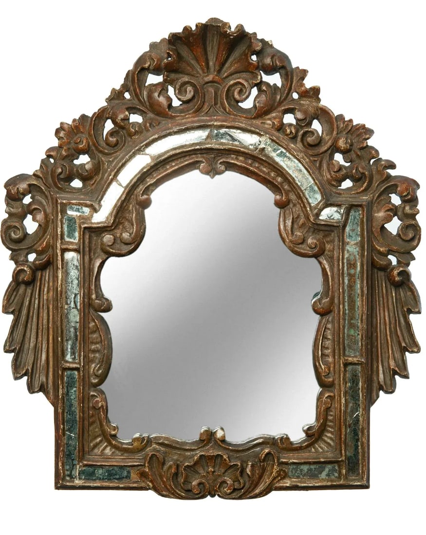Pair of Early 1900s Italian Giltwood Antique Mirrors - 8