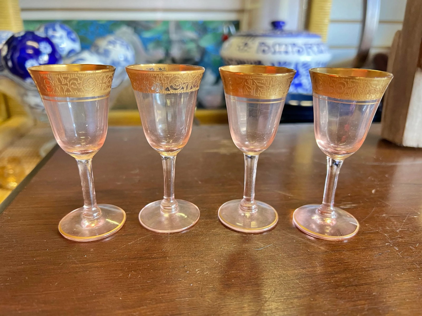 Early 20th Century Pink & Gold Cordial Stemmed Glasses - Set of 4 - 4