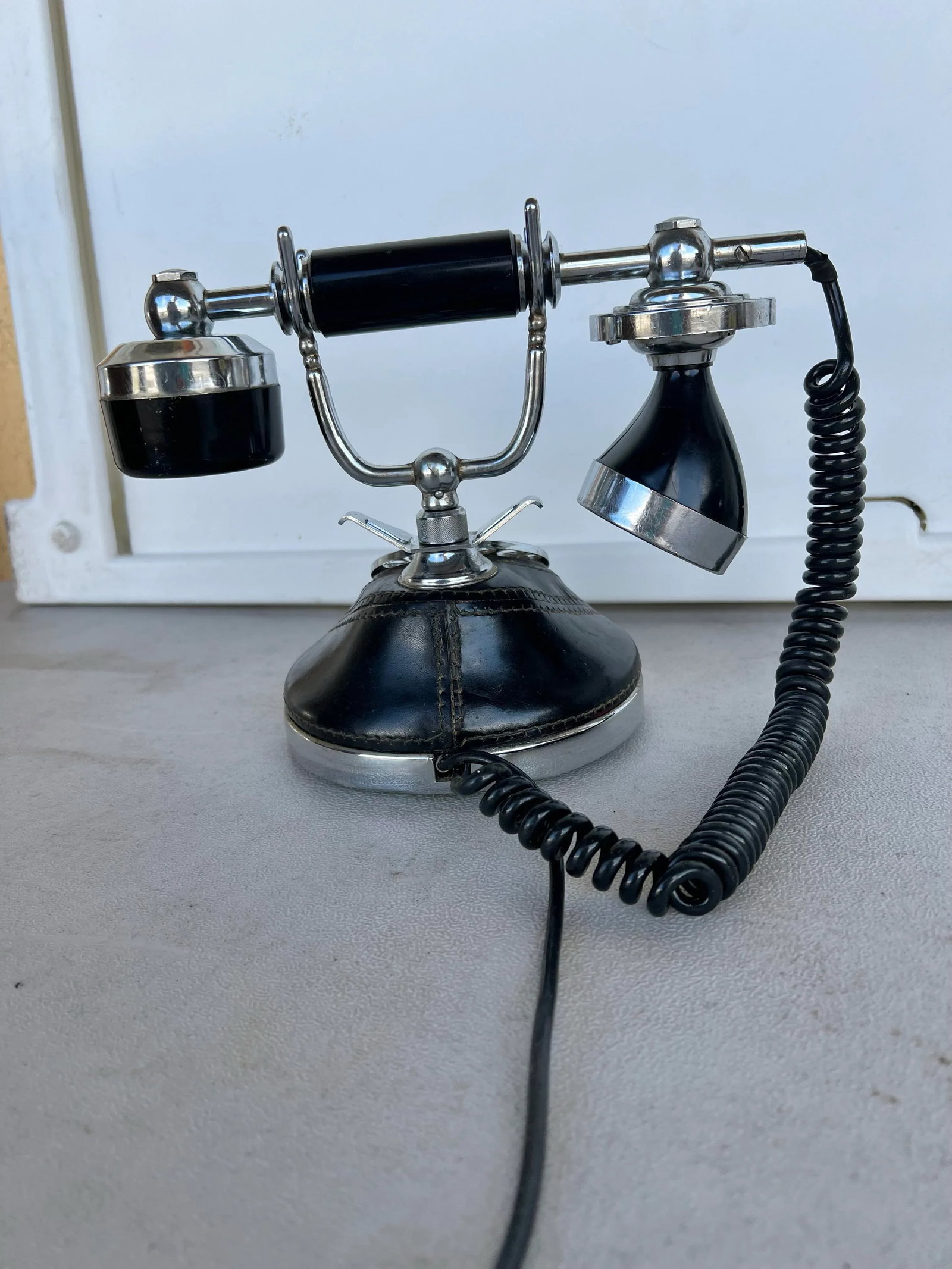 Mid 20th Century TelcerTelefonia Vimodrone Brass, Leather & Wood Phone from Italy - 8