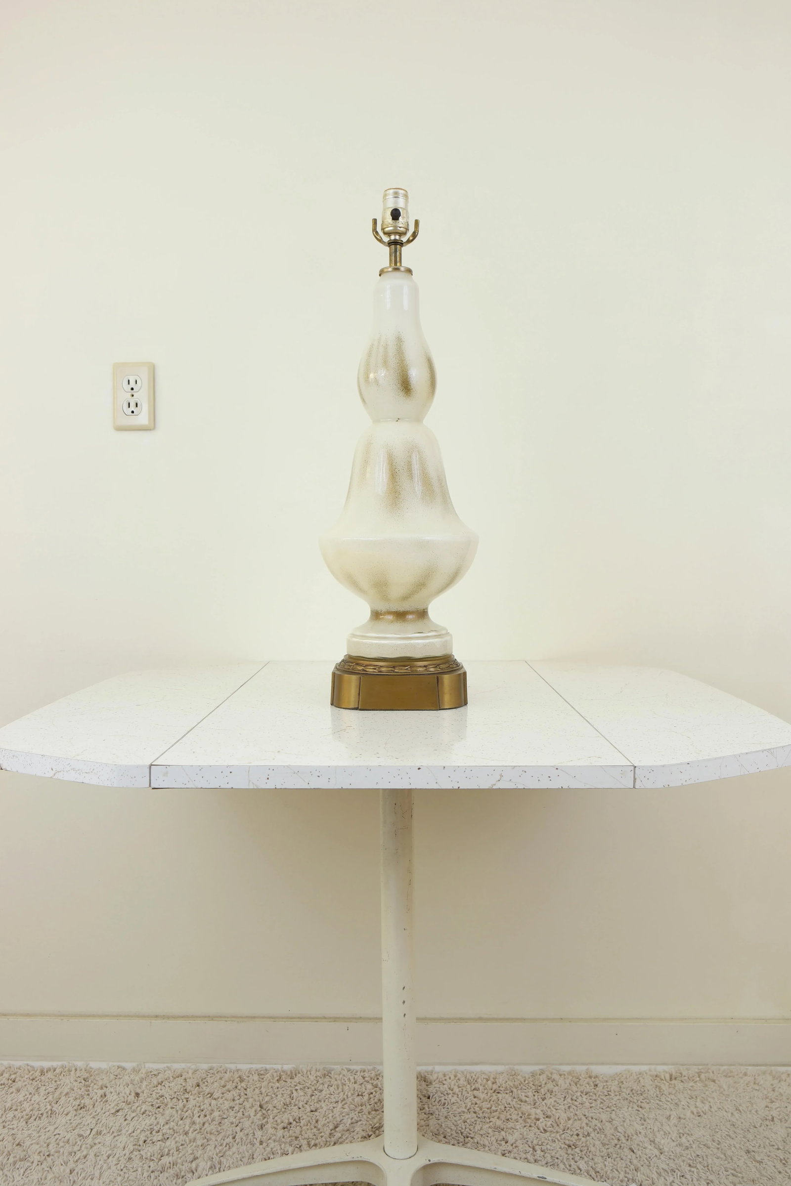 Vintage Glass & Bronze Table Lamp - 11