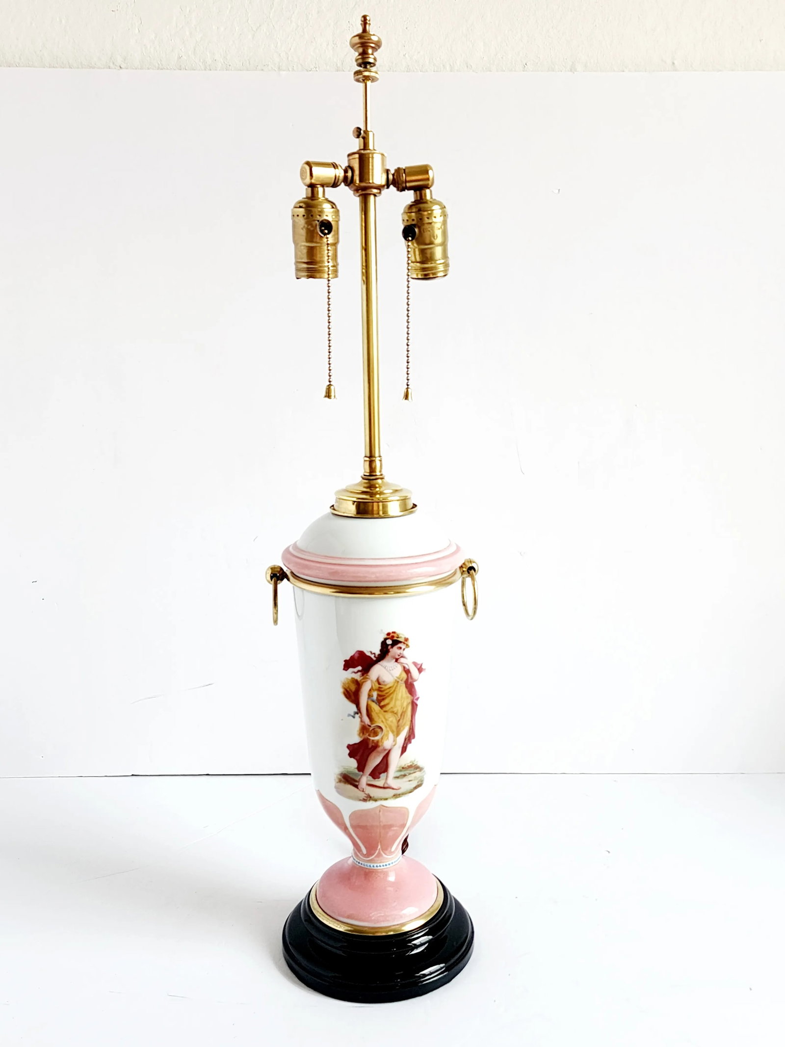 Antique Victorian Late 19th Century Hinks & Sons Opaline Glass Table Lamp - 11