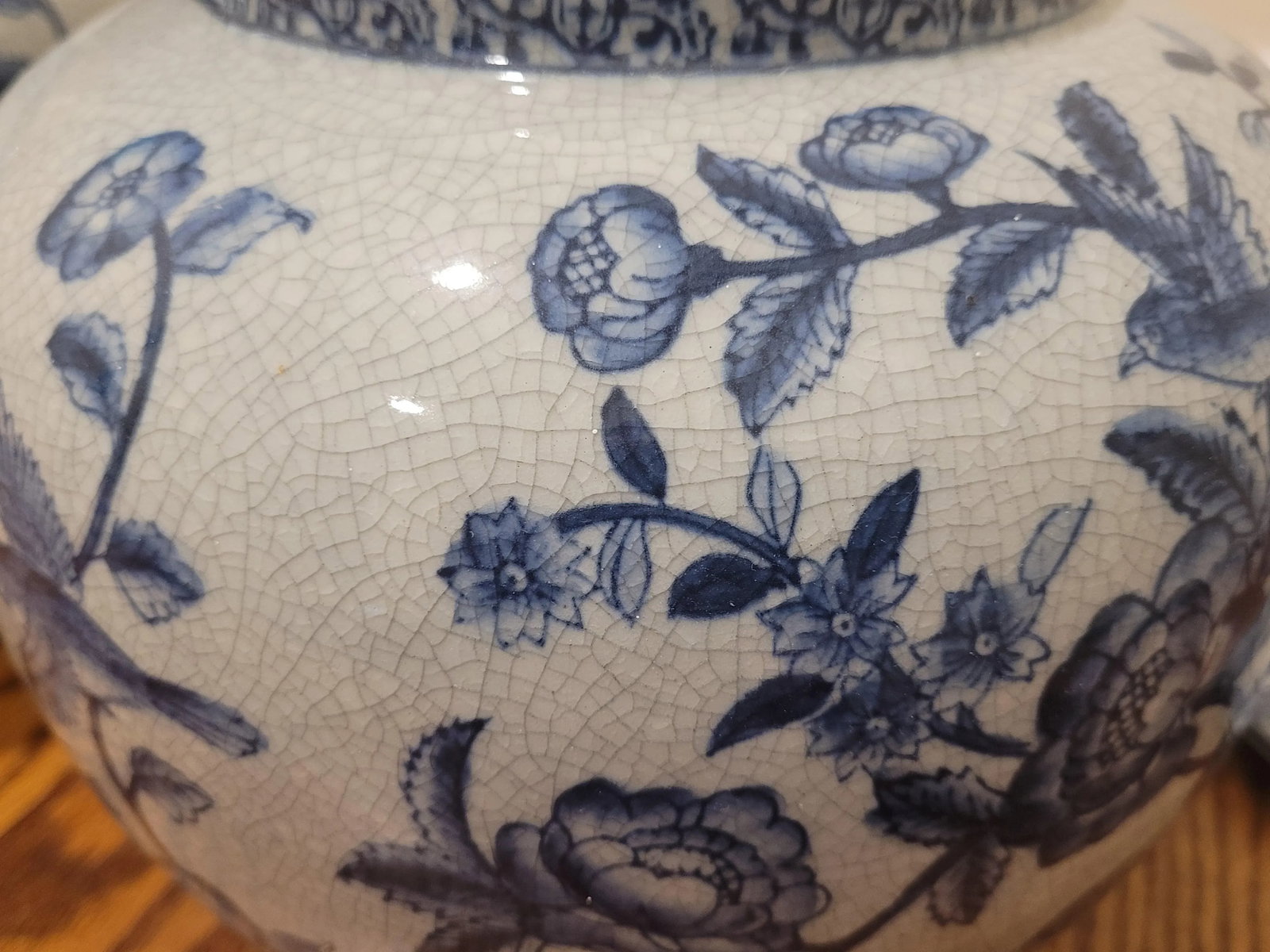 Pair of Vintage Blue and White Lidded Urns - 6