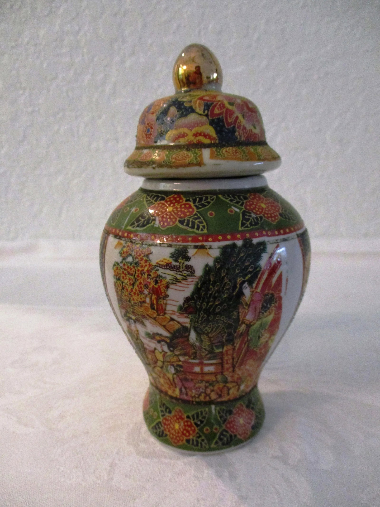 Mid-Century Chinese Geisha Girl Vase & Ginger Jar, Pair - 7
