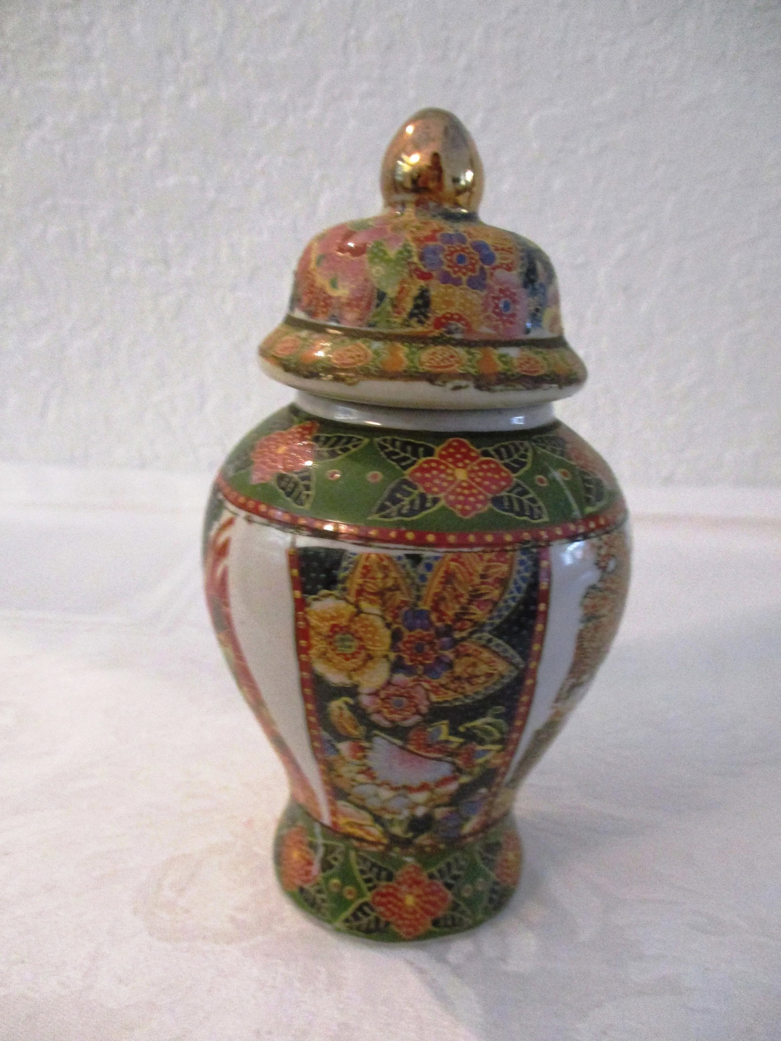 Mid-Century Chinese Geisha Girl Vase & Ginger Jar, Pair - 8