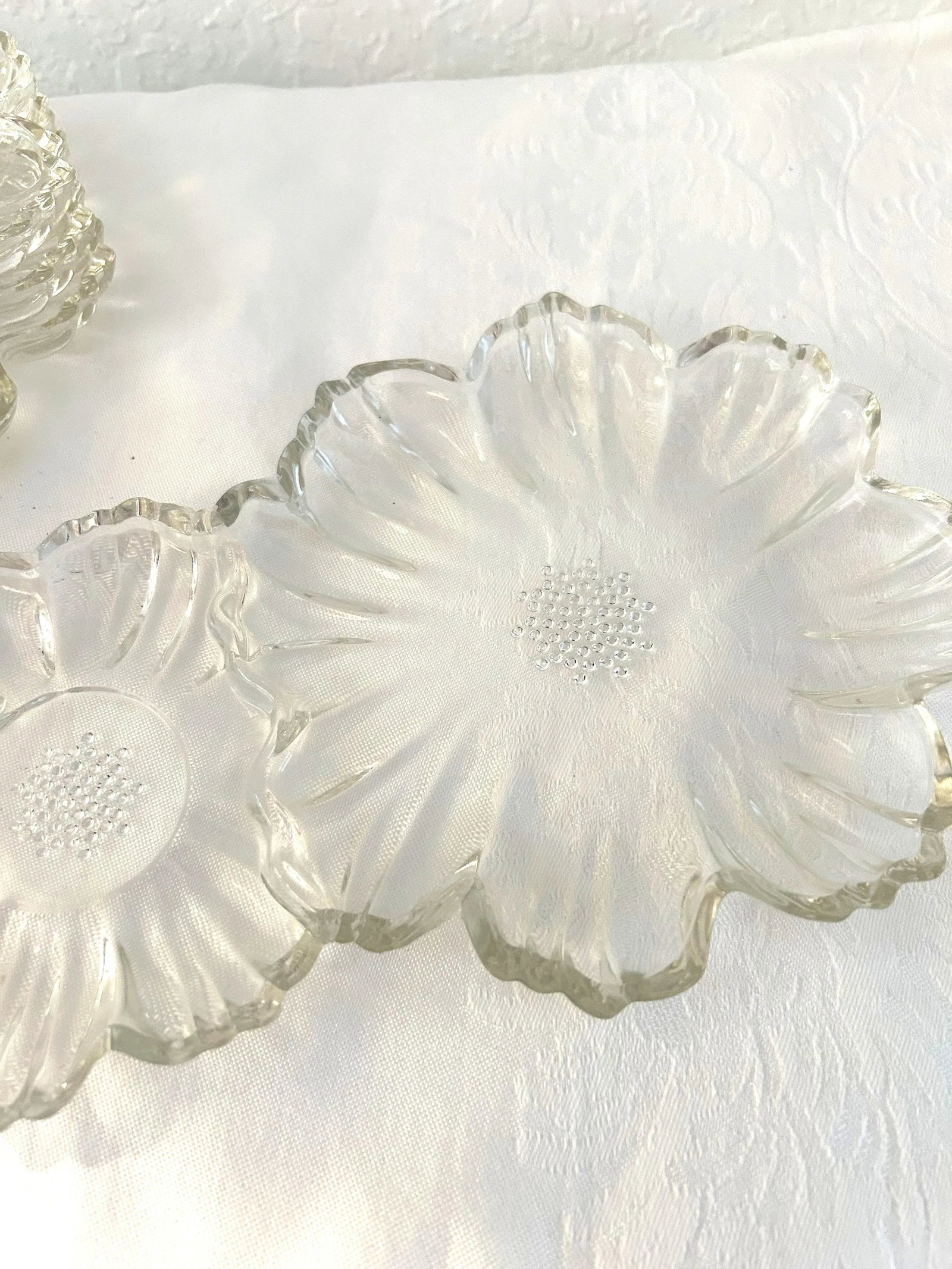 Mid-Century Colony Garden Club Snack Plates, Set of 4 - 4