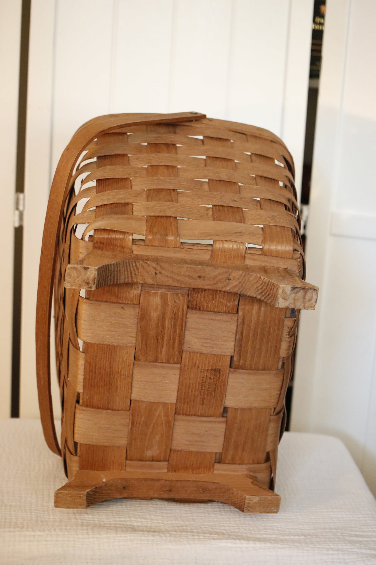 Antique White Oak Large Gathering Basket Handcrafted in Vermont by Basketville - 10