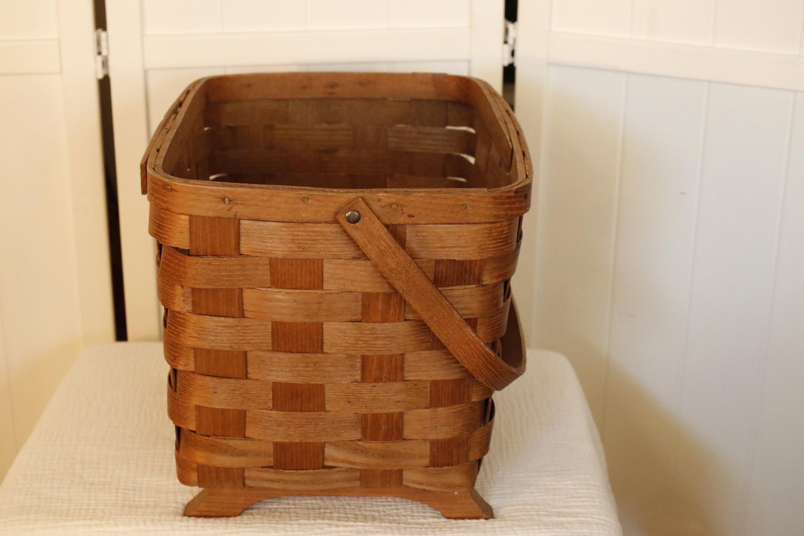 Antique White Oak Large Gathering Basket Handcrafted in Vermont by Basketville - 5