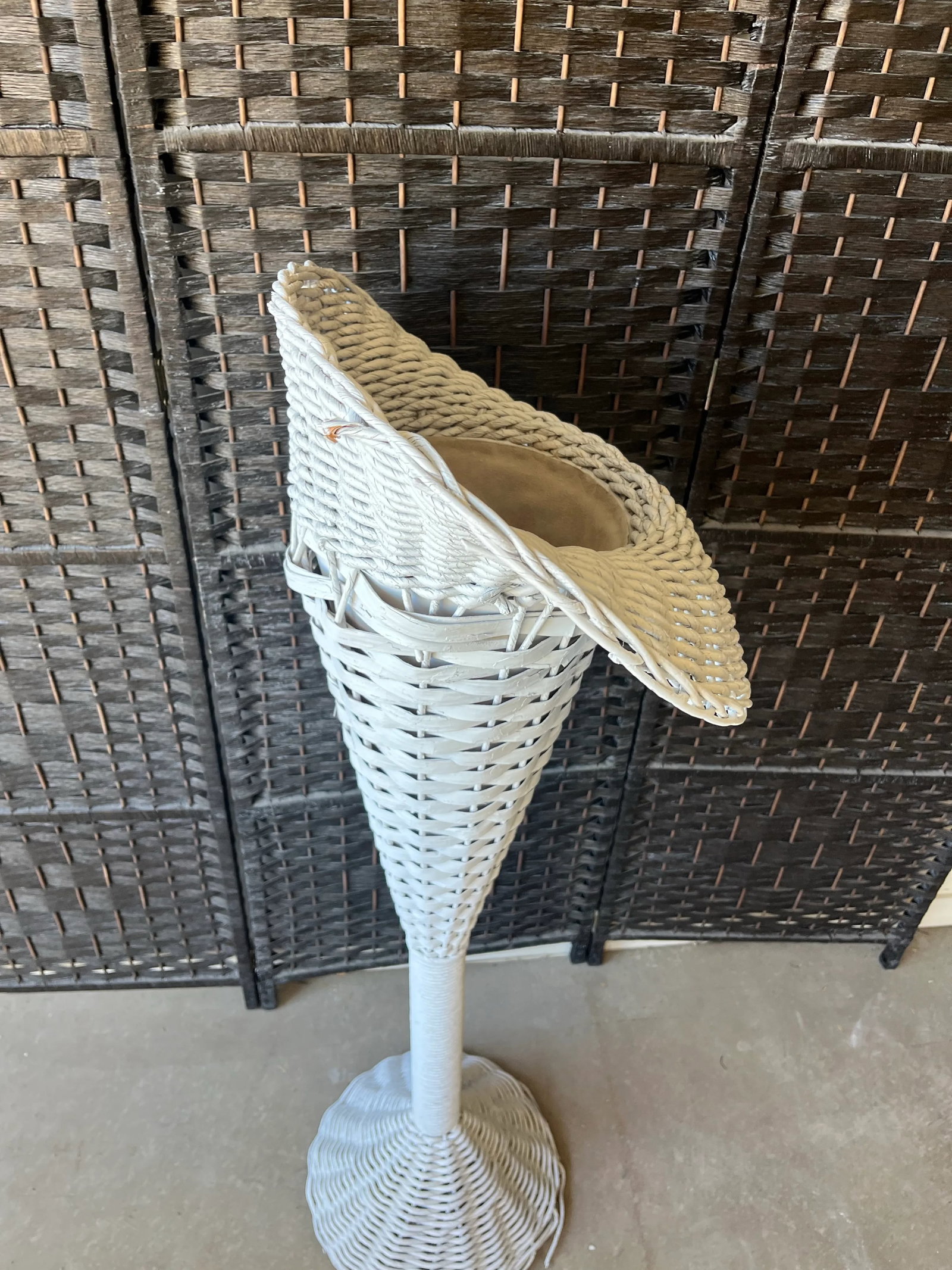 Tall Vintage Mid Century Bohemian White Wicker Trumpet Plant Stand or Planter - 7