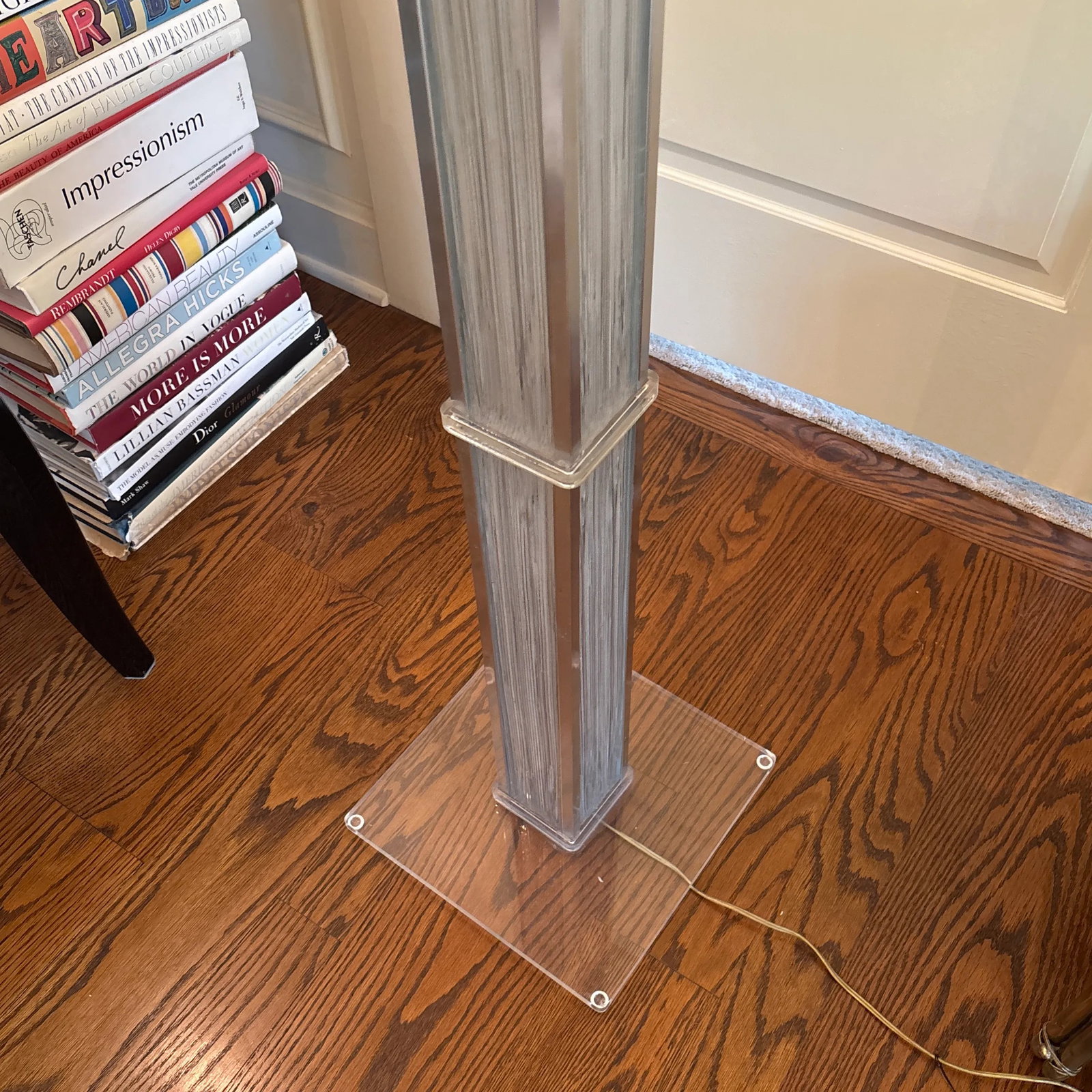 1980s Post Modern Lucite Floor Lamp - 5