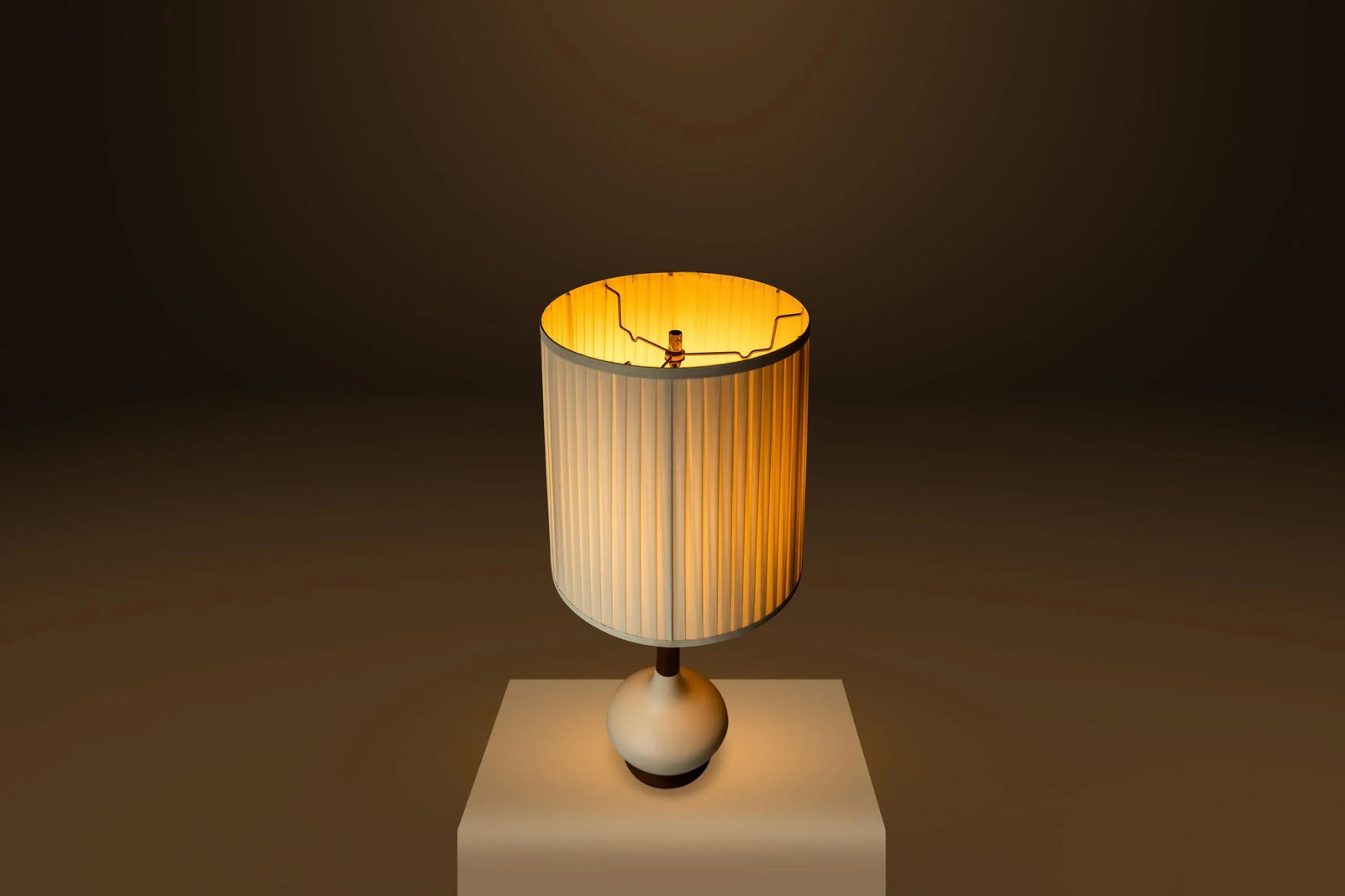 Mid-Century Modern Elongated Teardrop Table Lamp in Walnut & Porcelain, Usa, C. 1960's - 5