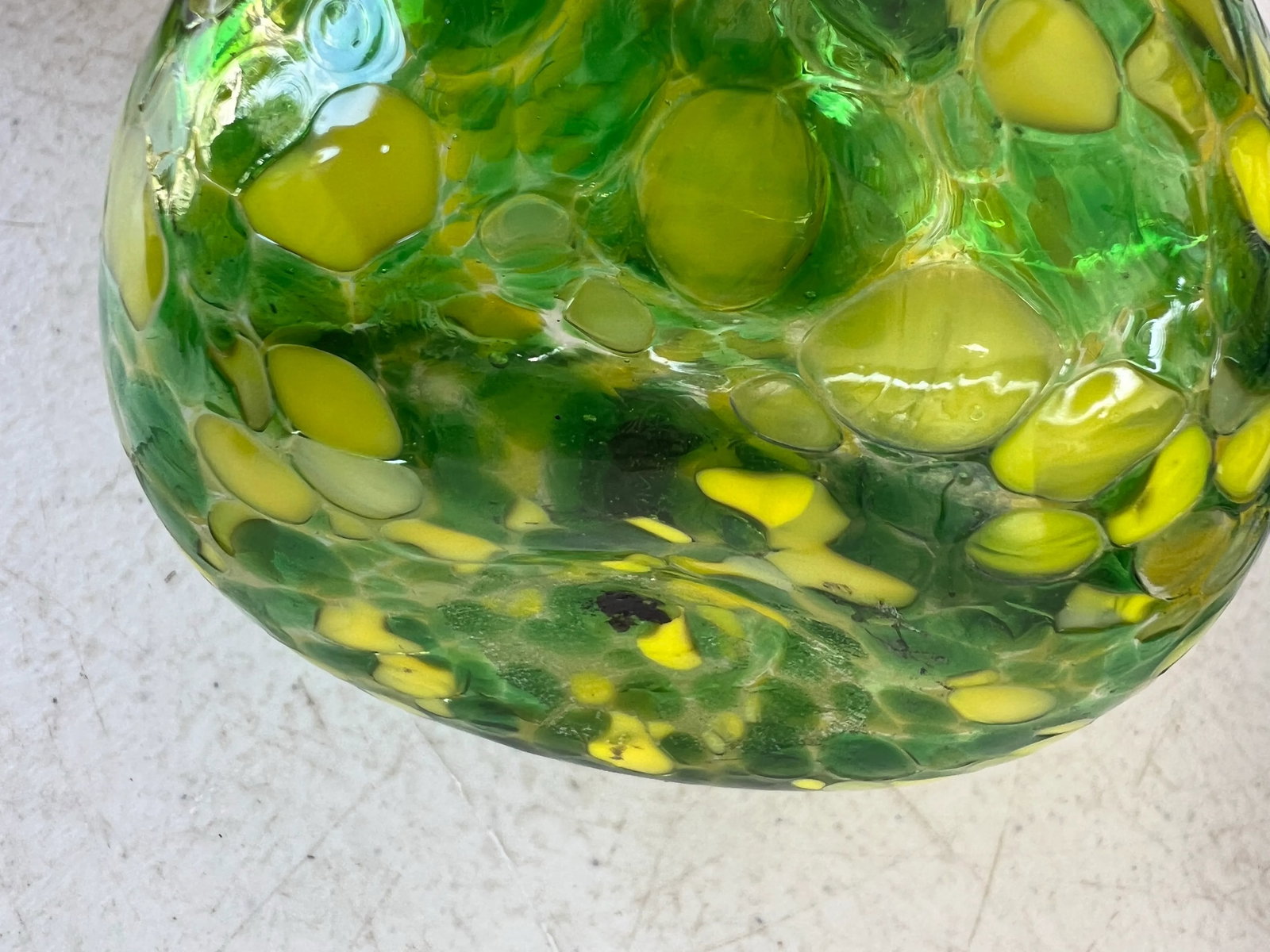 Vintage Glass Blown Swirled & Crackled Figure Pear / Squah - 8