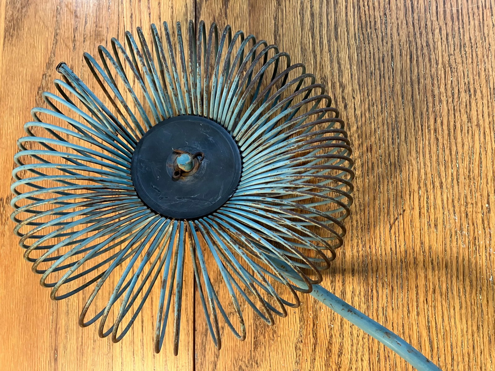 1950s Mid Century Sculptural Pecan Gatherer Wall Art in Turquoise - 6