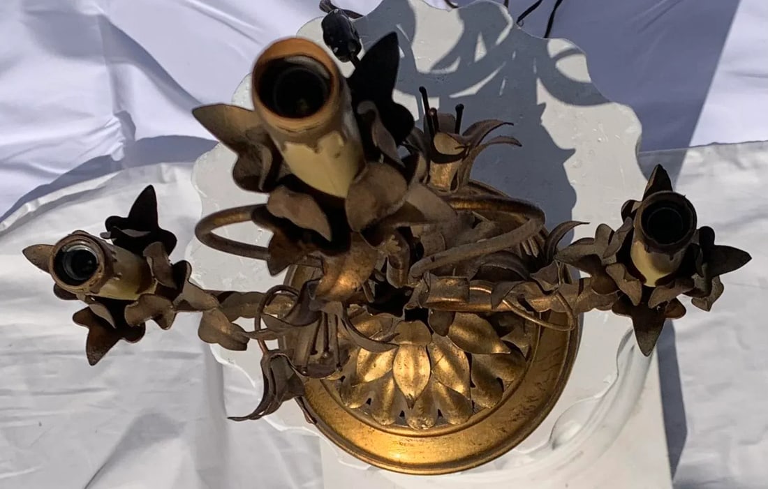 Mid 20th Century Mid-Century Brass 3 Light Floral Desk Lamp - 2