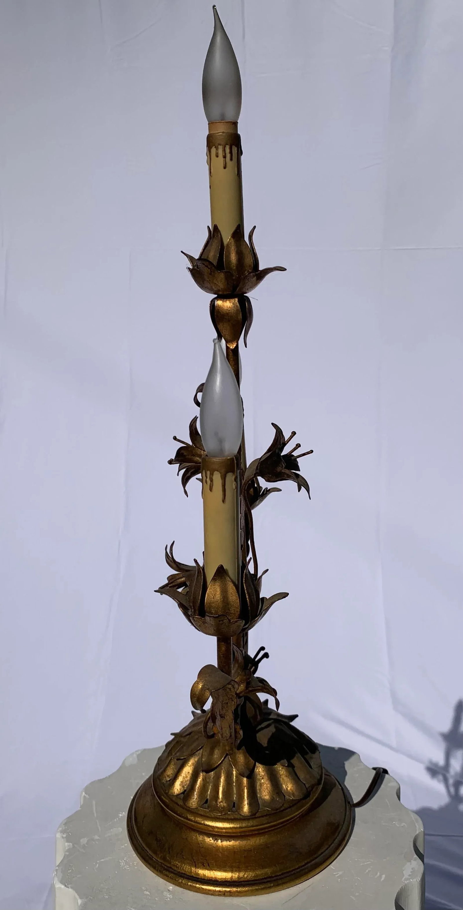 Mid 20th Century Mid-Century Brass 3 Light Floral Desk Lamp - 4