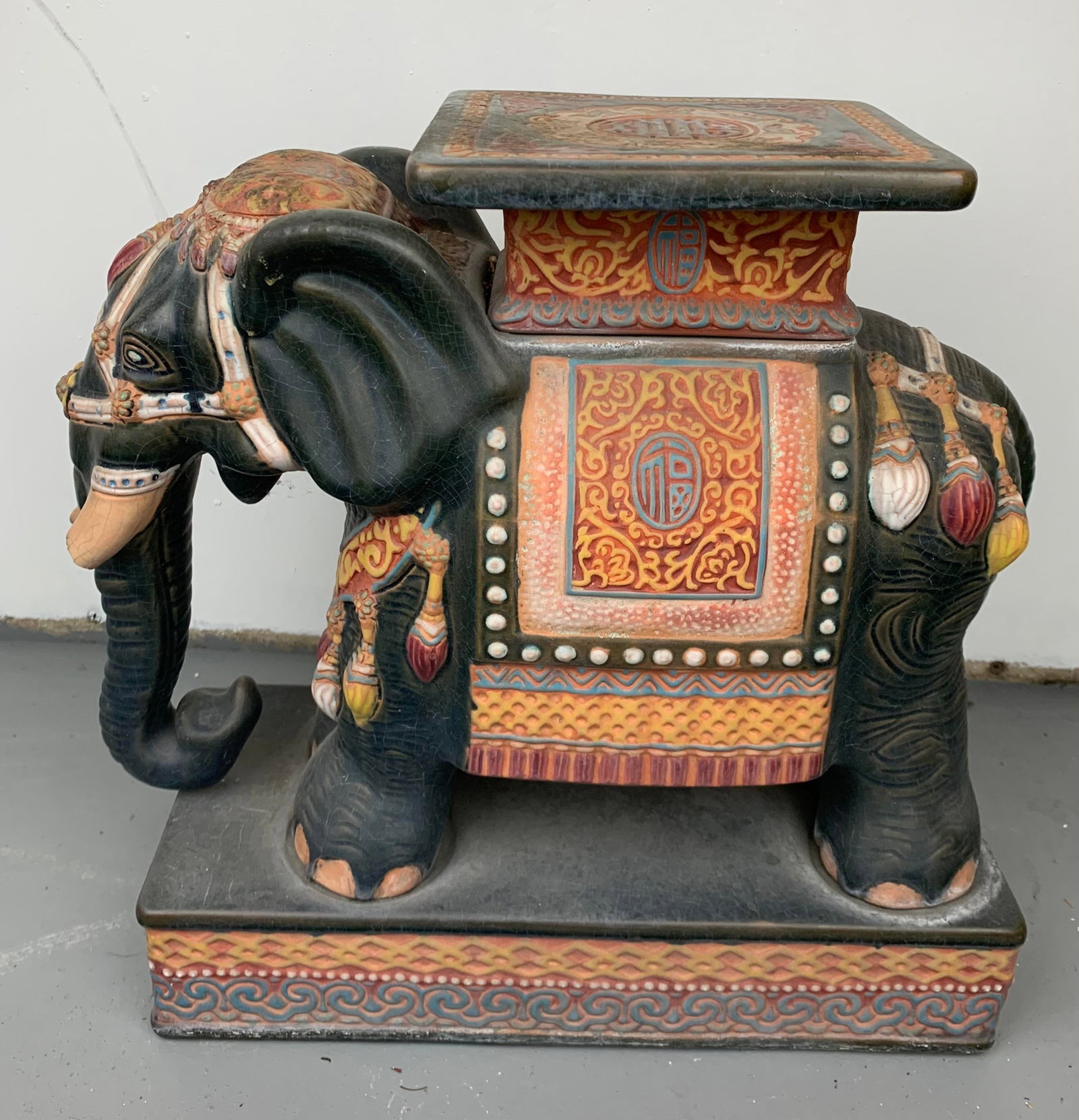 Vintage Chinese Elephant Garden Seat - 3