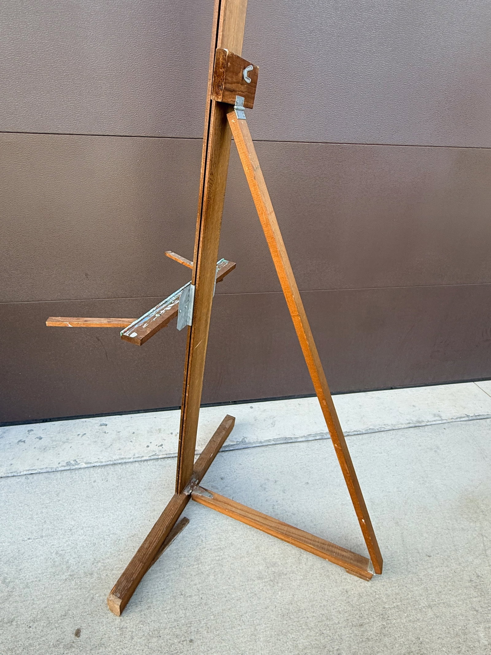 Vintage Mid Century Wooden Studio Artist Easel With Adjustable Canvas Support - 3