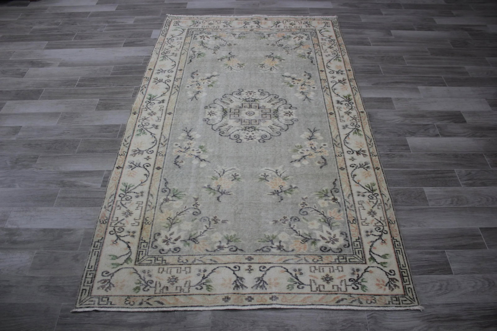1970s Vintage Handmade Floral Design Oriental Cappadocia Turkish Area Rug - 11