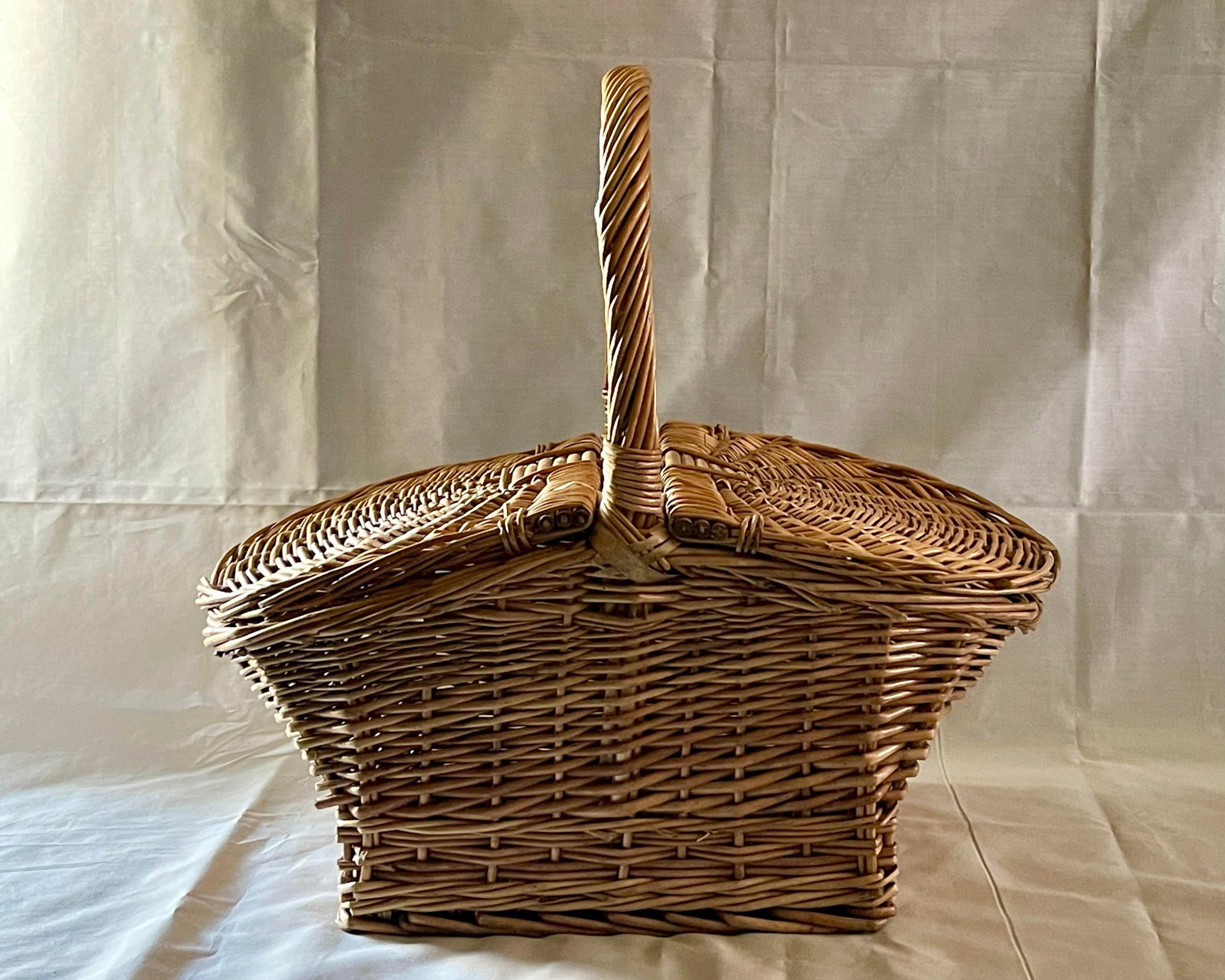 Vintage Wicker Picnic Basket - 10